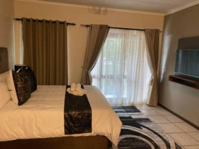 Morden Bachelor Apartment